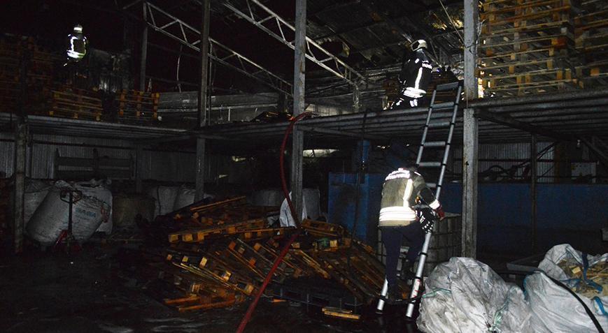 Ankara’da palet üretim tesisinde korkutan yangın