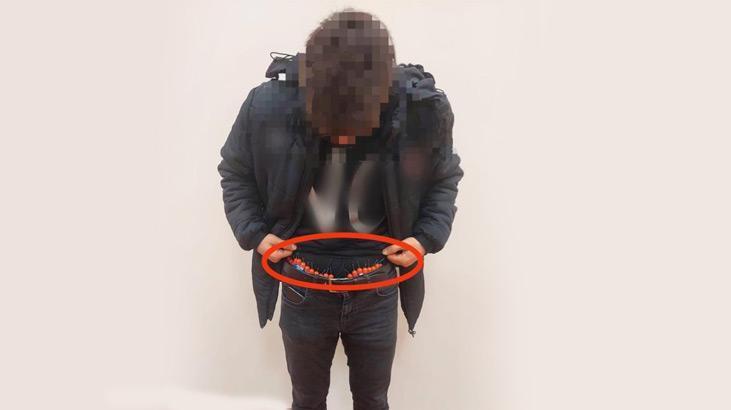 Trabzonspor-Samsunspor maçında bir kişi beline torpilleri doldurup stada girmek istedi