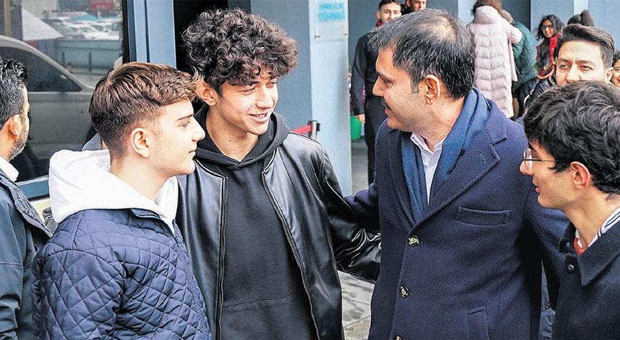 ‘Gençlere iş bulan abileri olma sözüm var’