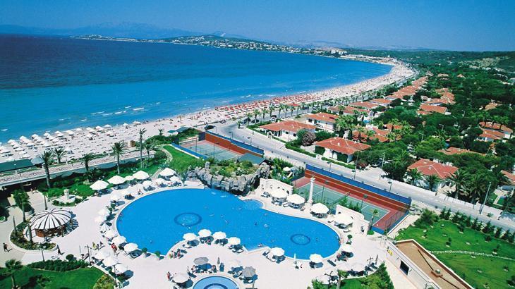 ‘Çeşme’de yarıyıl tatilinde oteller yüzde 65 doldu’