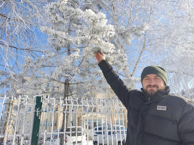 Bir kent buz tuttu! Termometre eksi 32'yi gördü, araçlar çalışmadı