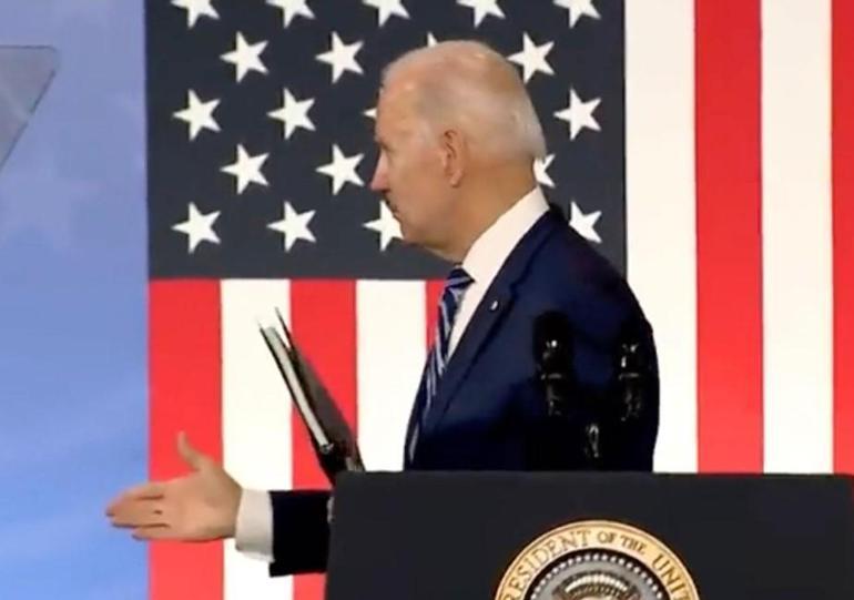 Biden 30 sene geriye gitti! Ölen Fransa lideriyle konuştuğunu öne sürdü