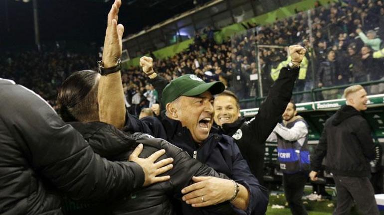 Yunanistan'da Fatih Terim öfkesi! Panathinaikos taraftarı çıldırdı: Gönderin