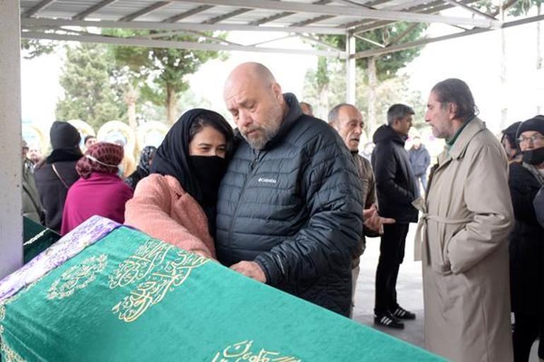 Yeşilçam'ın usta oyuncusu Sevda Ferdağ son yolculuğuna uğurlandı