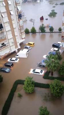 Son dakika! Antalya'dan acı haber! Bir kişinin cansız bedeni otomobilde bulundu