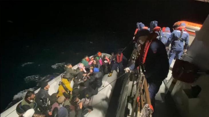 55 düzensiz göçmen Yunanistan’a kaçmak isterken yakalandı