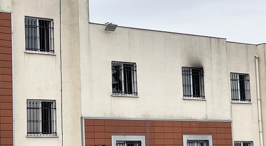 Beylikdüzü’nde korkutan yangın! 10 çocuk dumandan etkilendi