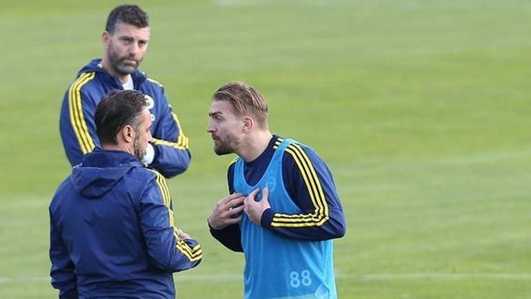 Caner Erkin'den Sergen Yalçın'a olay sözler | 'Benim kayış attı, Vitor Pereira'ya saldırdım'