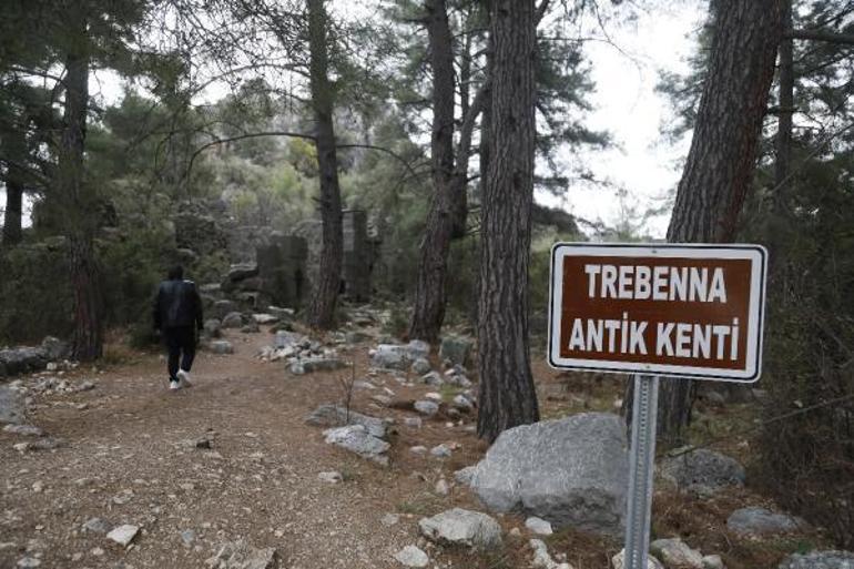 'Dedektörlü' talan! 'Arkeolojiye sıkılmış bir kurşun'