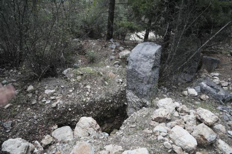 'Dedektörlü' talan! 'Arkeolojiye sıkılmış bir kurşun'