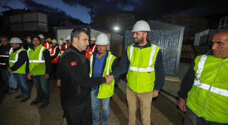 Selçuk Bayraktar: Hatay’daki konutlar ağustos ayında teslim edilecek