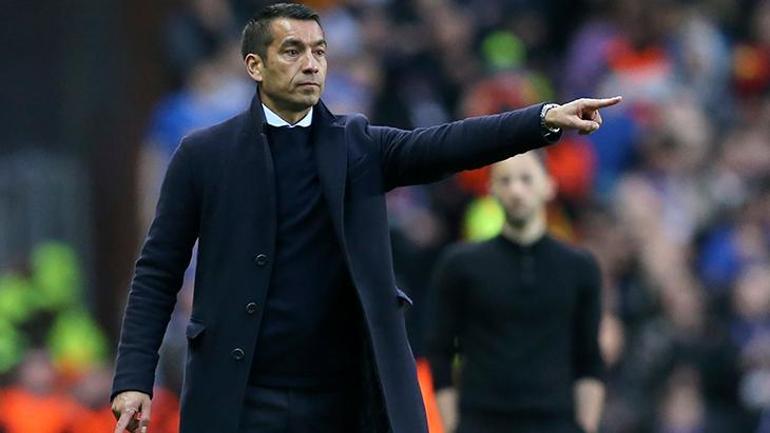 Giovanni van Bronckhorst'tan Beşiktaş itirafı! 'Kulüp aramıyorum'