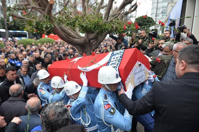 Belediye binasında öldürüldü! Zeydan Karalar: Bunun arkasında başka bir şey var