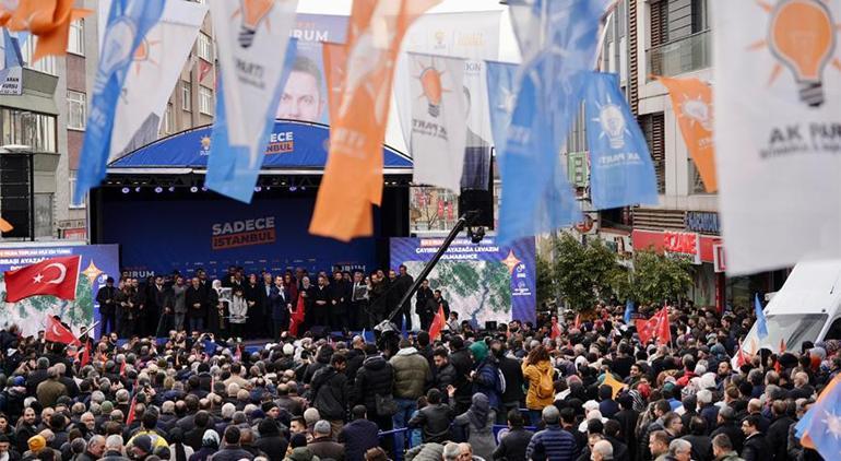 Murat Kurum: Metro temellerine hafriyat dökerek tarihe geçtiler