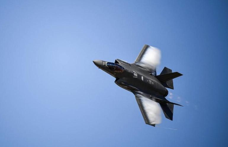 F-35'lere nükleer füze! ABD'den tüyler ürperten karar: B61-12'ler monte edilecek