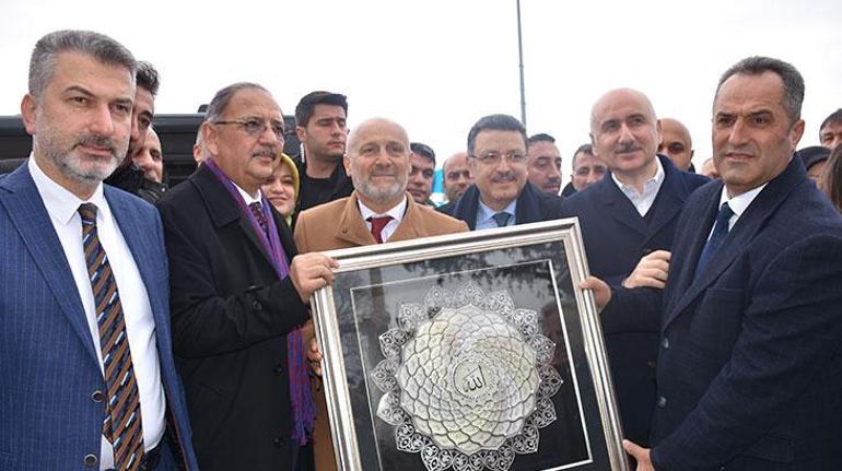 'Asrın felaketini asrın dönemi sıfatına döndürdük'