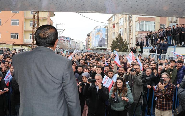 'Ben buranın yerli patatesiyim'! Belediye başkan adayı vaatlerini sıraladı