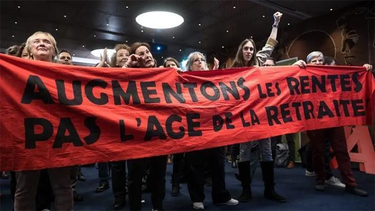 İsviçreli seçmenler emeklilere yılda bir maaş ikramiye verilmesine ‘evet’ dedi