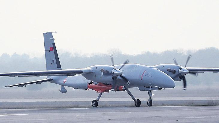 Savunma sanayisi gövde gösterisinde! Füzeler dikkat çekti