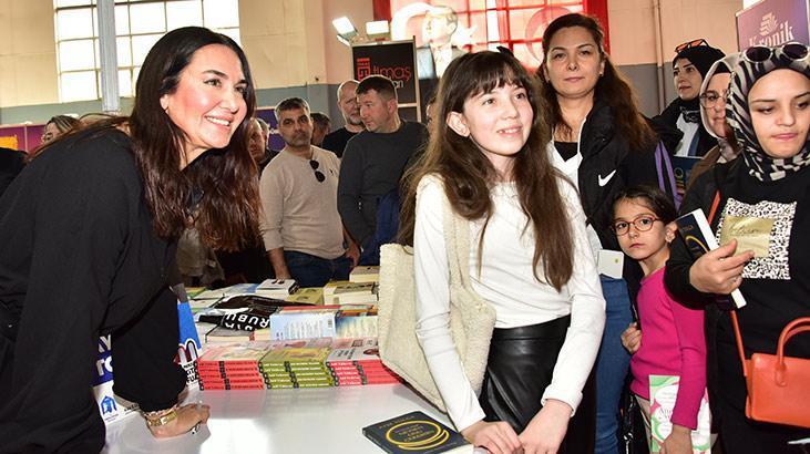 Ayşe Tolga: Oyunculuk ikinci planda!