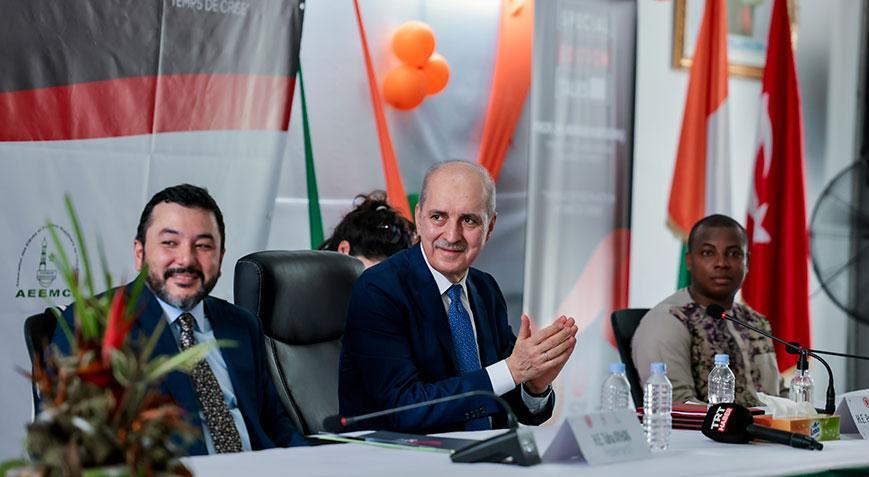 Meclis Başkanı Kurtulmuş, Abidjan’daki üniversite öğrencileriyle bir araya geldi