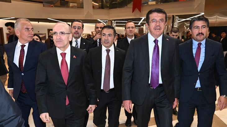 Bakan Şimşek Denizli iş dünyasıyla bir araya geldi