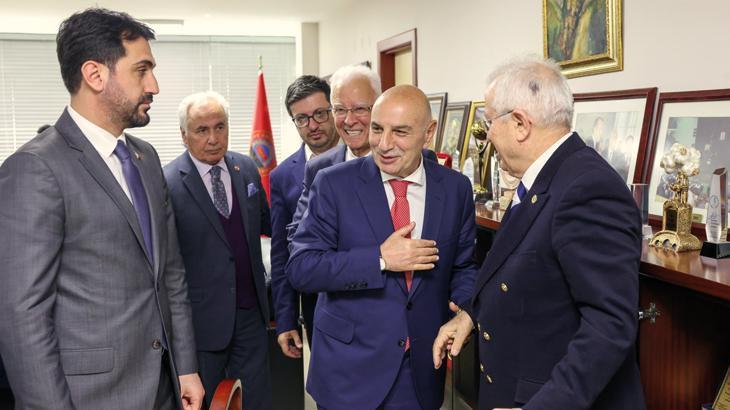 Turgut Altınok: Emekliye 5 bin lira vereceğiz