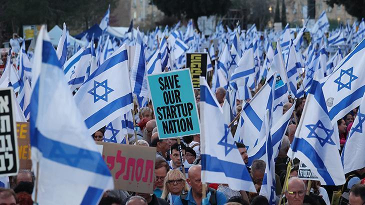 İsrail’de halk sokağa indi: Erken seçim çağrısı yapıldı