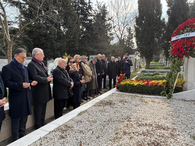 Çetin Emeç ölümünün 34'üncü yılında mezarının başında anıldı