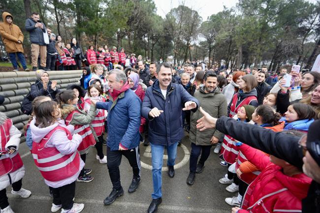 AK Parti İBB Başkan adayı Kurum: Bize çalışkan adam lazım, tatil yapan değil