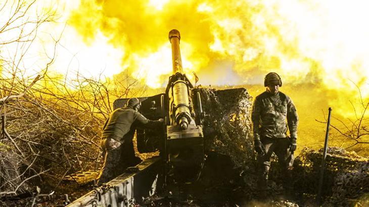 Zelensky imzaladı: Ukrayna savaşa çağırılma yaşını düşürdü