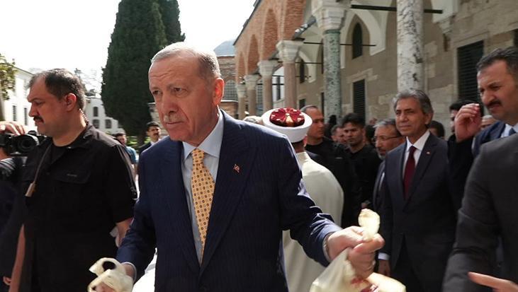 Cumhurbaşkanı Erdoğan’dan Topkapı Sarayı’na ziyaret