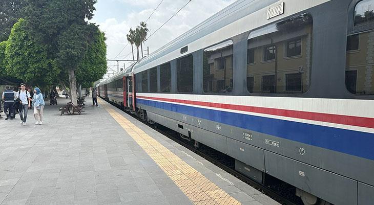 138 yıllık demir yolu ulaşımına YHT molası