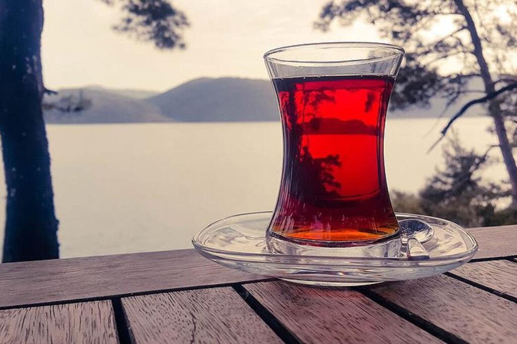 İstanbul'da Çay Fiyatlarının Artışı 75 tl oldu 