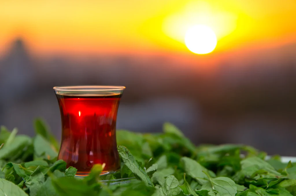 İstanbul'da Çay Fiyatlarının Artışı 75 tl oldu