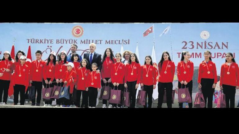 Bugün 23 Nisan Ulusal Egemenlik ve Çocuk Bayramı kutlu olsun! Meclis’te söz çocukların