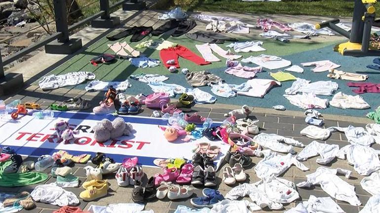 Beykoz'da anneler Filistin’de öldürülen çocuklar için sahile elbise ve oyuncak bıraktı