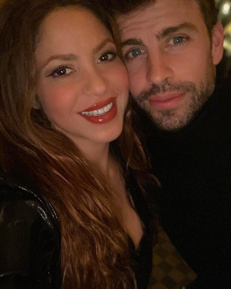 Gerard Pique genç sevgilisi Clara Chia Marti ile Barselona'da görüntülendi!