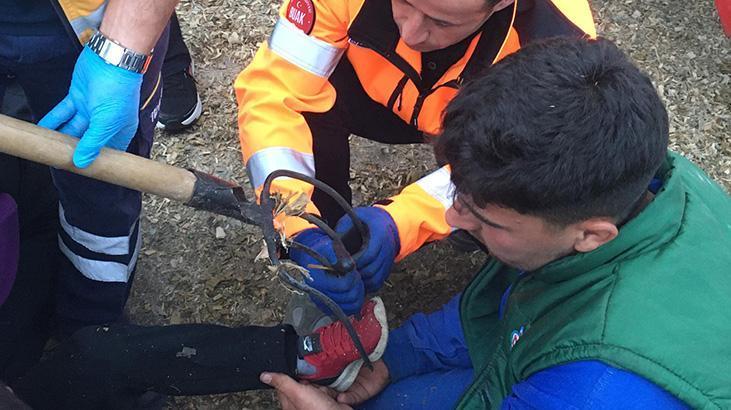 Korkunç kaza! Oynarken ayağına demir dirgen saplandı
