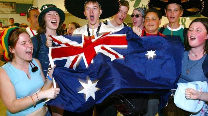 Avustralya rekor yabancı öğrenci sayısını azaltmak için vize şartlarını tekrar sıkılaştırdı