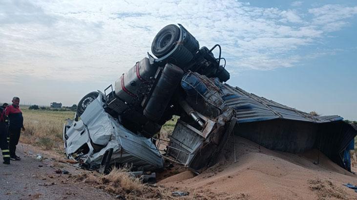 Mardin’de kontrolden çıkan TIR ters döndü, şoför yaralandı