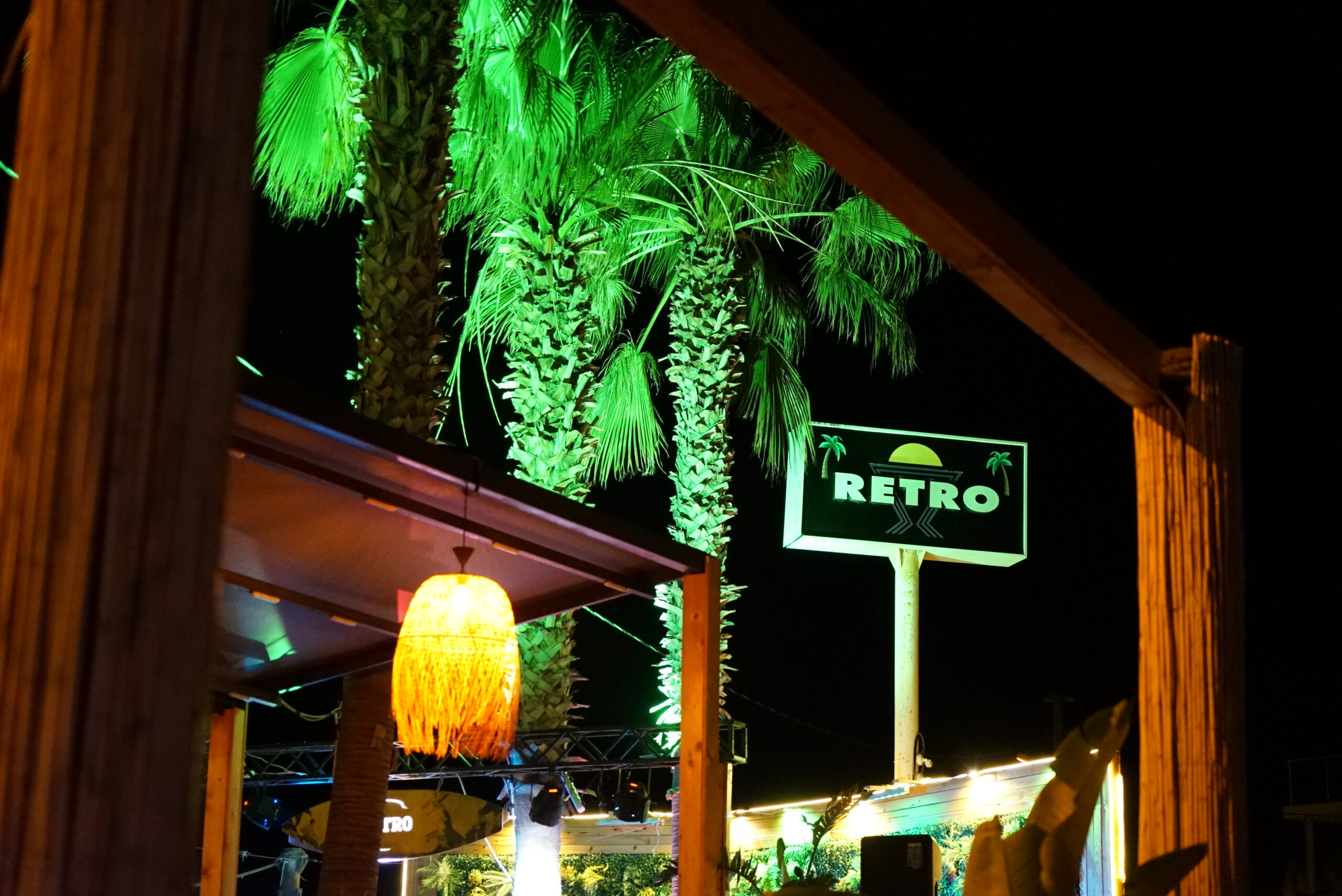 Retro Beach Club’ın Açılış Coşkusu