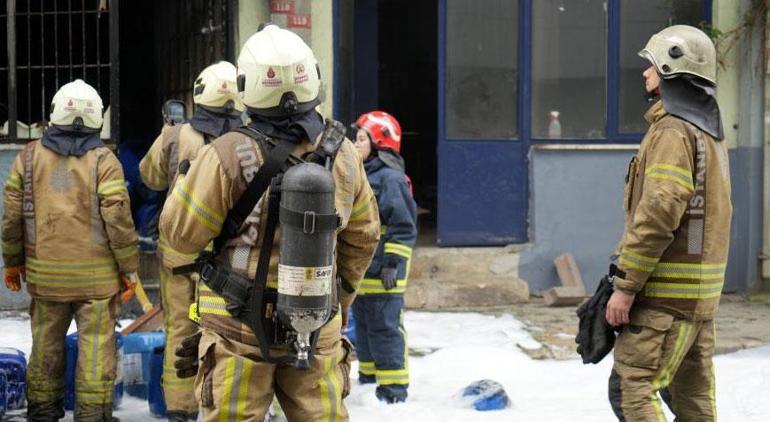 Başakşehir'de patlama! Alevlerin arasından sürünerek çıktı