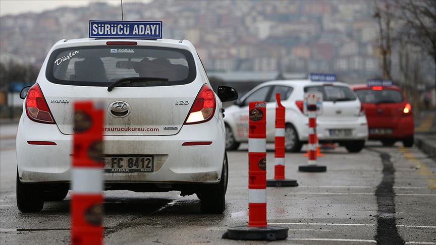 KOSFED: Korsan Eğitmenlerden Eğitim Alanlar Trafik Kazalarıyla Karşı Karşıya