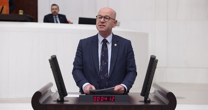 CHP Balıkesir Milletvekili Serkan Sarı’dan Havalimanı Tepkisi: “6 Yıldır Bir Uçak Bile İnemedi”