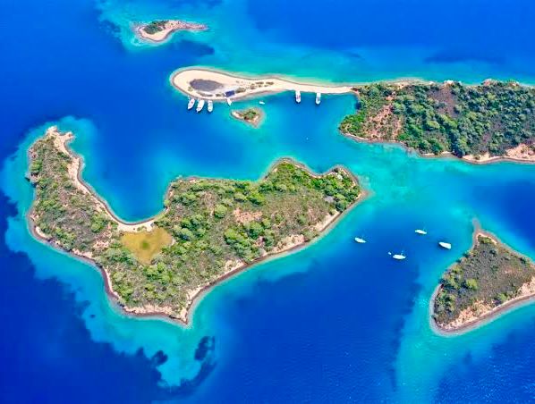 Gocekyatturum.com ile Ailece Göcek Koylarını Keşfedin: Her Şey Dahil Yat Tatil Paketleri