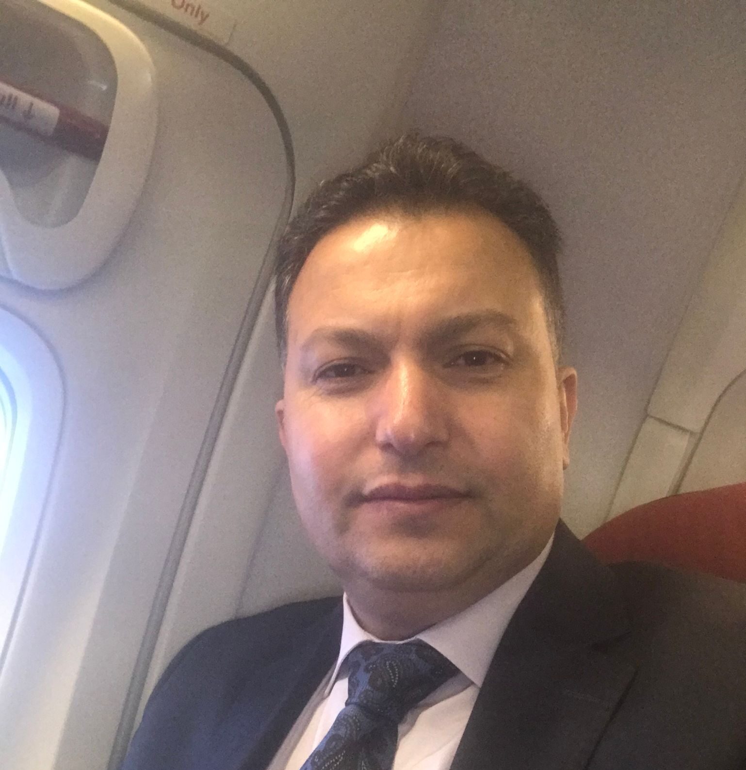 Hasan Moradiamin (İmanuel): Sinemaya Tutkulu Bir Yönetmen ve Yapımcı