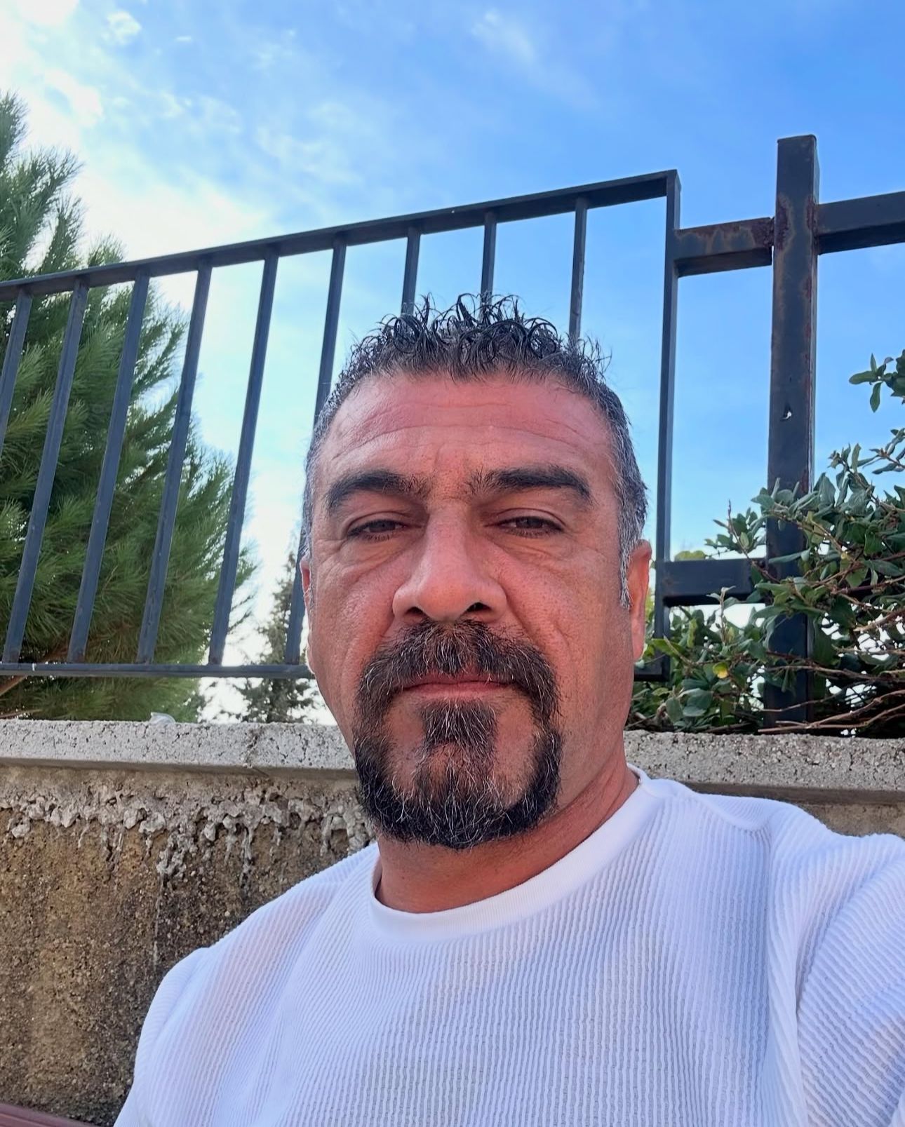 Askıda İyilik Projesi: Ercan Demircan’dan Öğrencilere Destek Eli