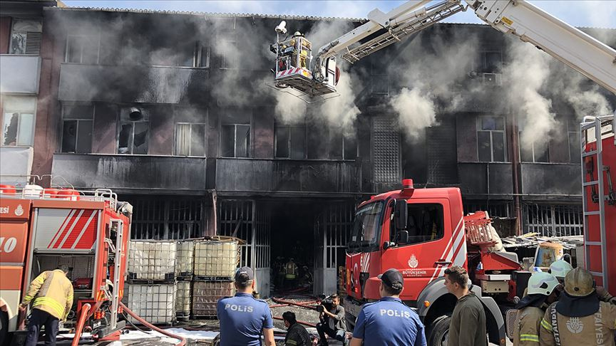 Başakşehir’de Fabrika Yangını