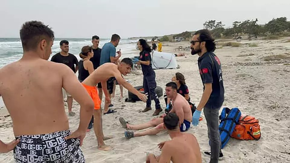 İzmir Alaçatı’da Genç Denizde Boğuldu, Arkadaşları Sinir Krizi Geçirdi